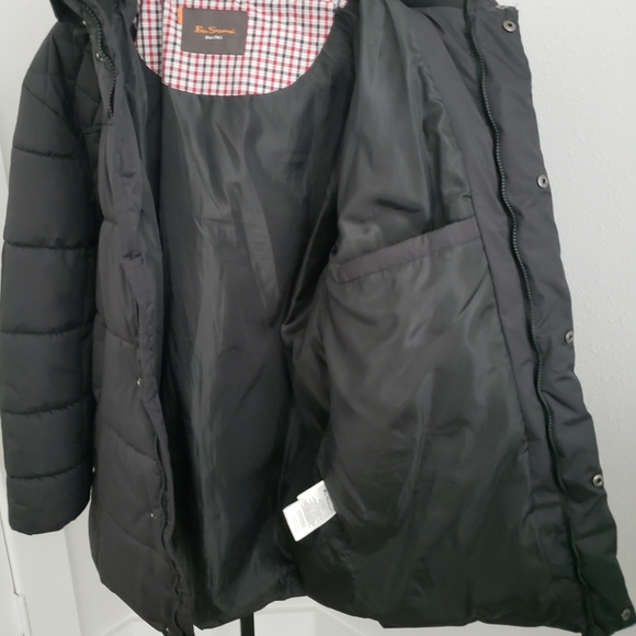 (EUC) Ben Sherman Black Puffer Quilted Jacket with Hood (Boys XL or Men's Small) - Picture 10 of 14